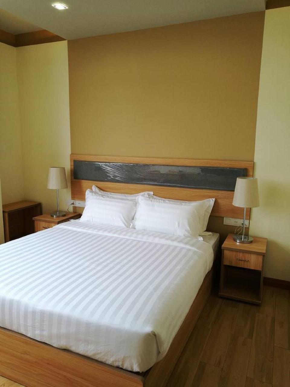 Vegas Hotel - Nay Pyi Taw Naypyidaw Экстерьер фото
