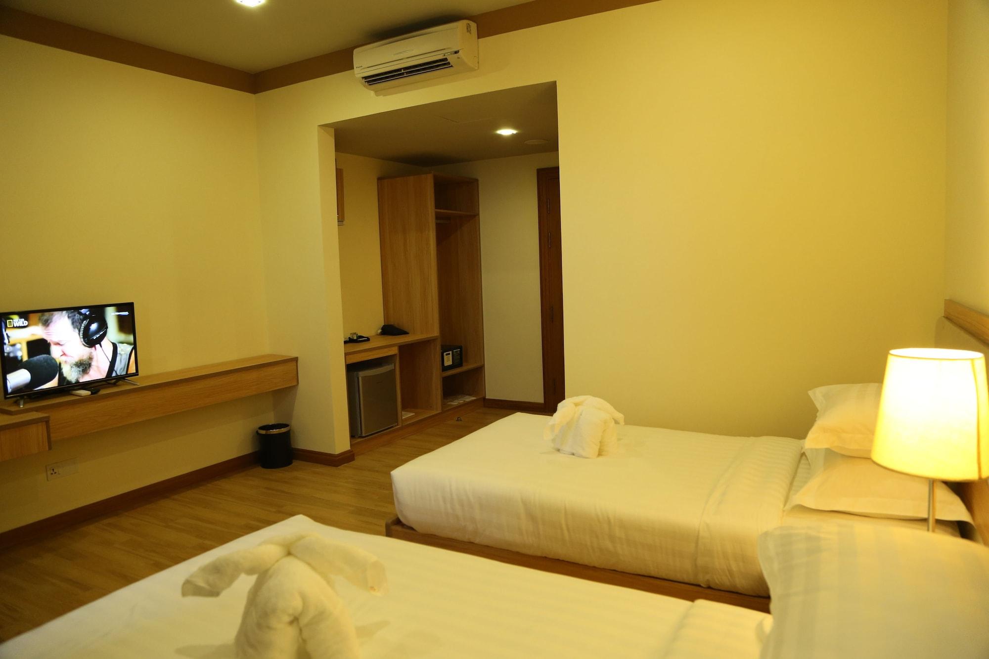 Vegas Hotel - Nay Pyi Taw Naypyidaw Экстерьер фото